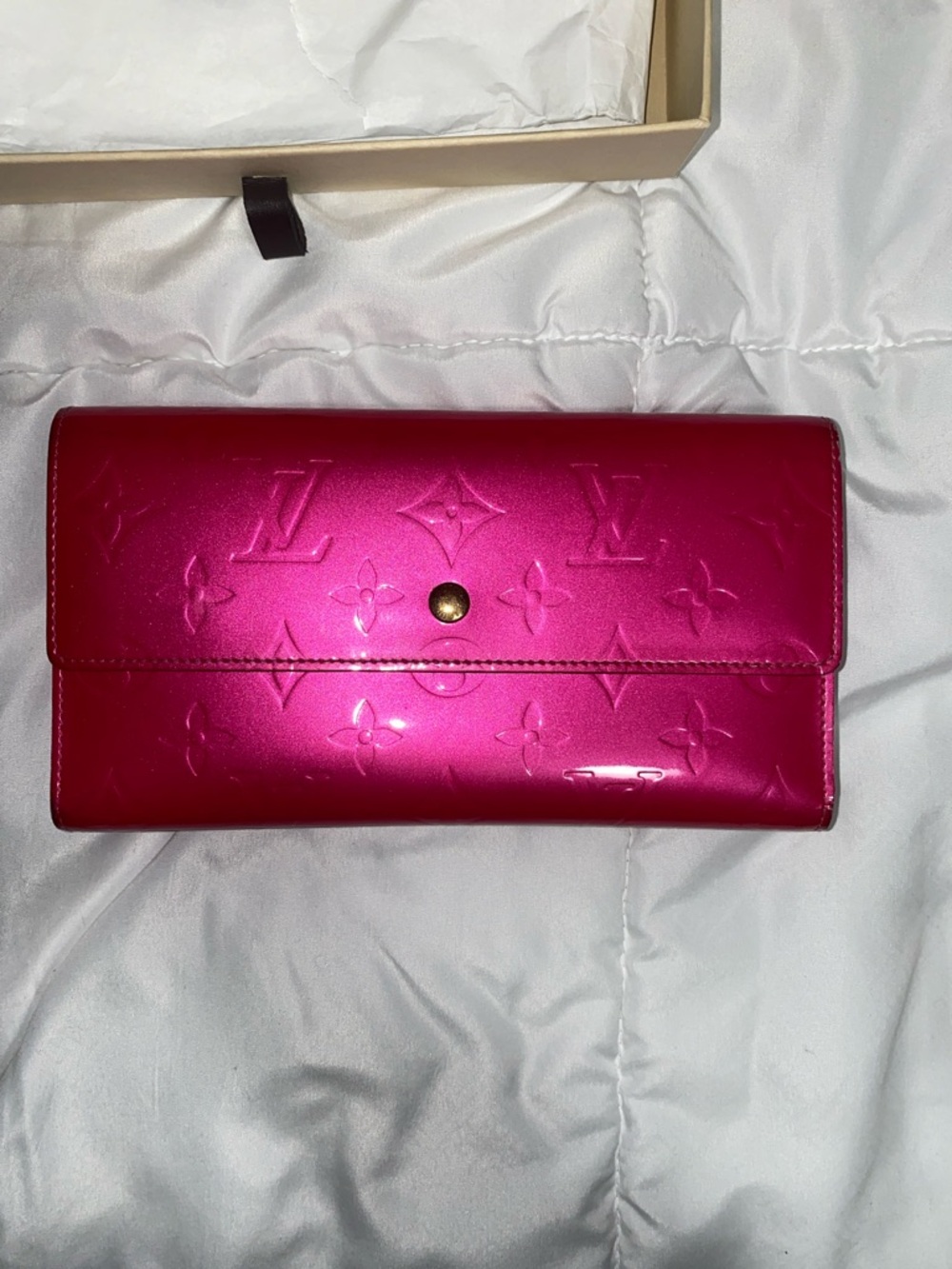 Louis Vuitton Fuchsia Vernis Monogram Continental Wallet - Picture 2 of 12